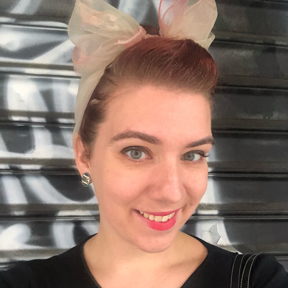 Meet your Posher, Lauren